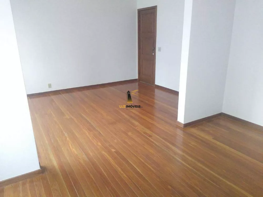 Apartamento para alugar com 4 quartos, 155m² - Foto 23