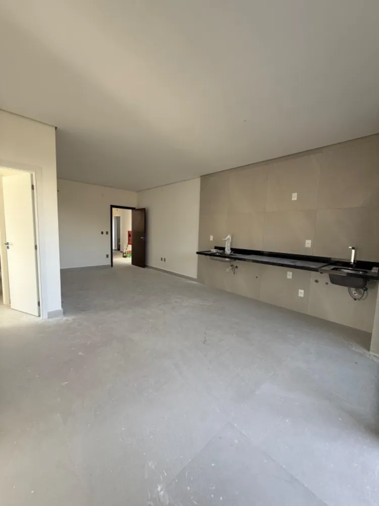 Cobertura, 3 quartos, 189 m² - Foto 2