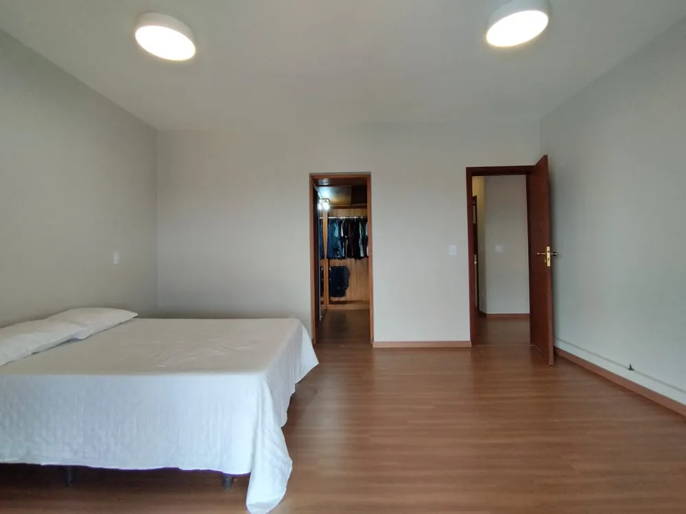 Casa, 4 quartos, 290 m² - Foto 15