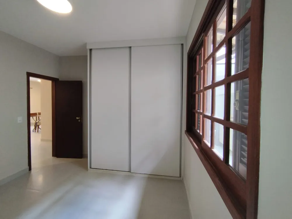 Casa, 4 quartos, 290 m² - Foto 12