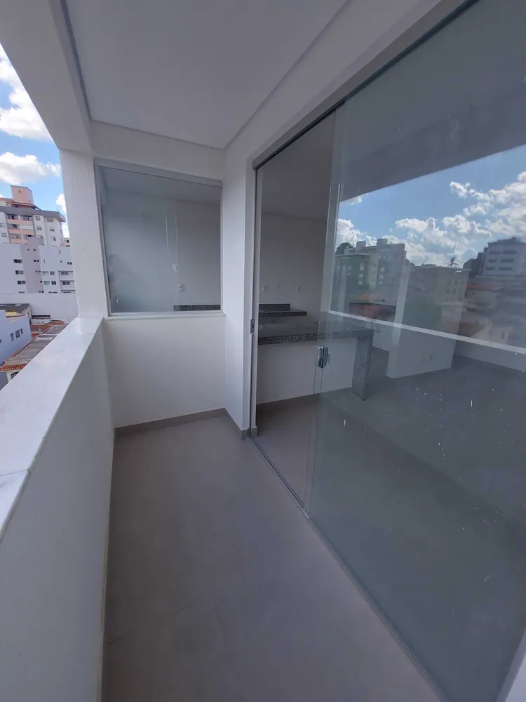Apartamento, 2 quartos, 60 m² - Foto 2