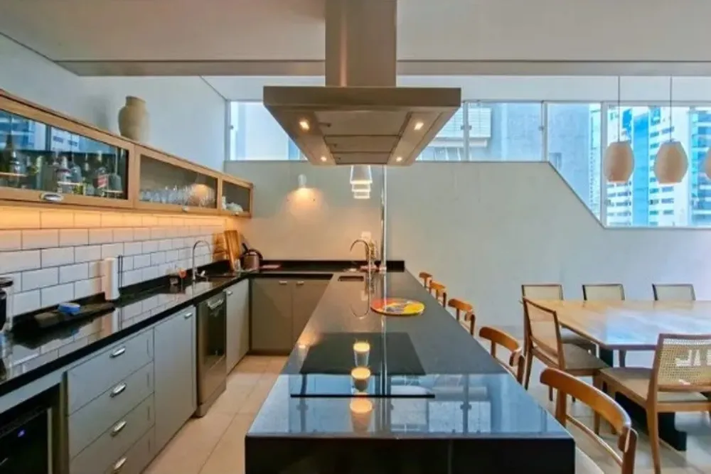 Cobertura, 5 quartos, 208 m² - Foto 1