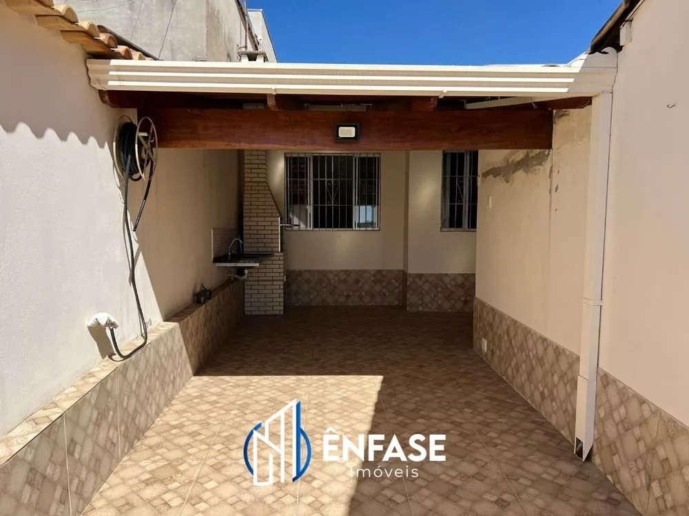 Casa à venda com 2 quartos, 120m² - Foto 3