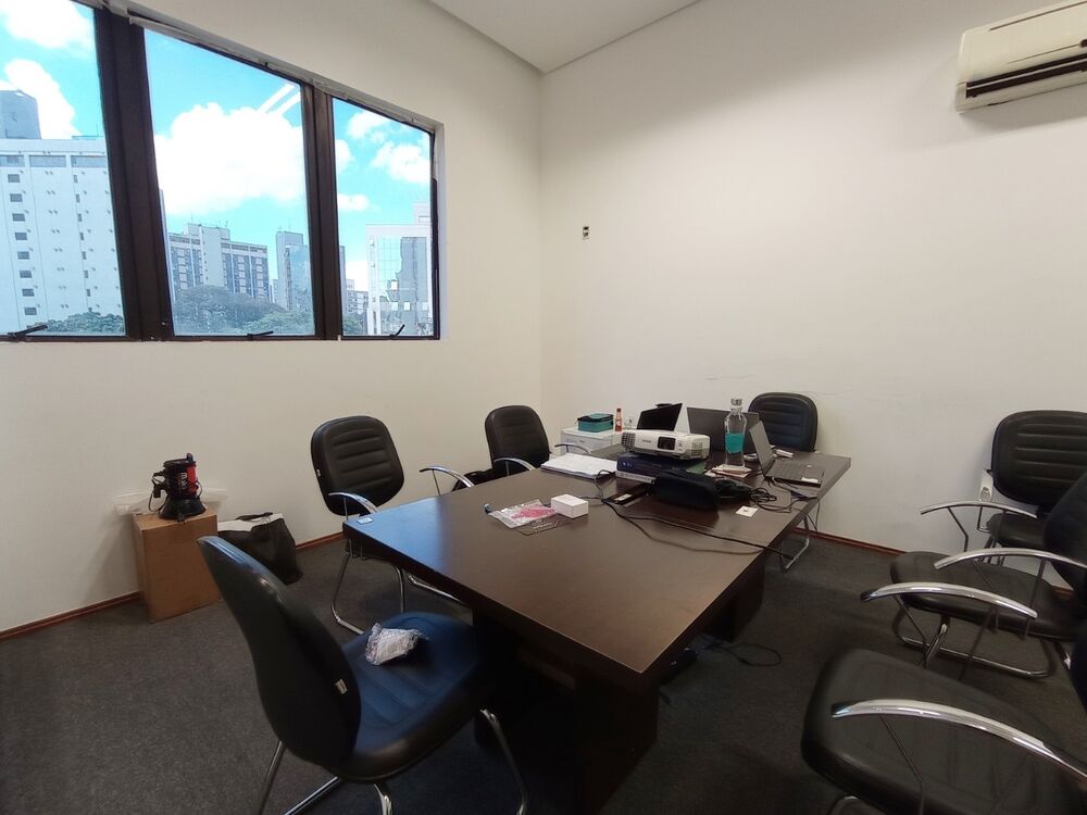 Prédio Inteiro à venda, 1255m² - Foto 1