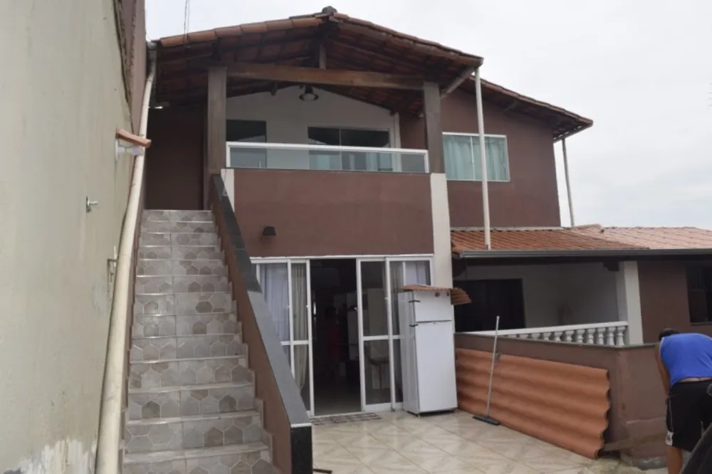Casa, 6 quartos, 360 m² - Foto 3