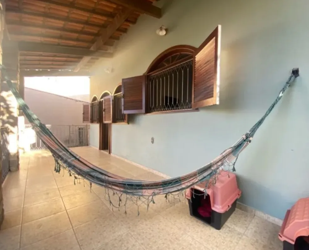 Casa, 3 quartos, 191 m² - Foto 1