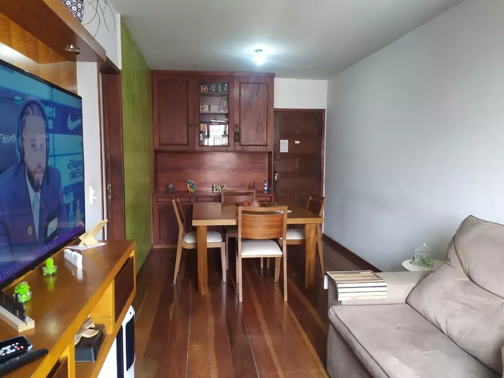 Apartamento à venda com 3 quartos, 75m² - Foto 4