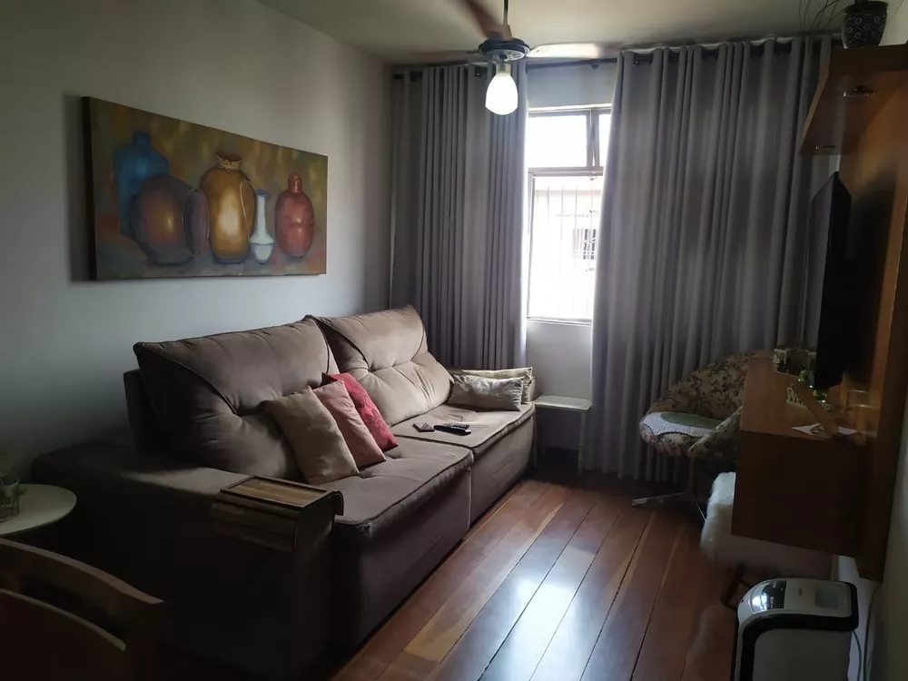 Apartamento à venda com 3 quartos, 75m² - Foto 1