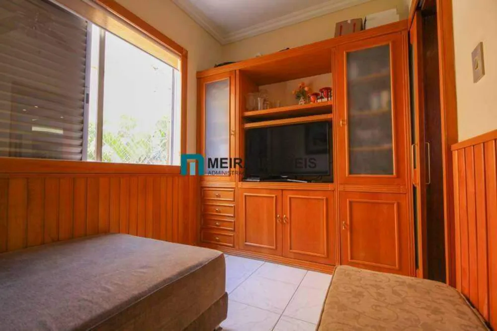 Cobertura, 5 quartos, 241 m² - Foto 5