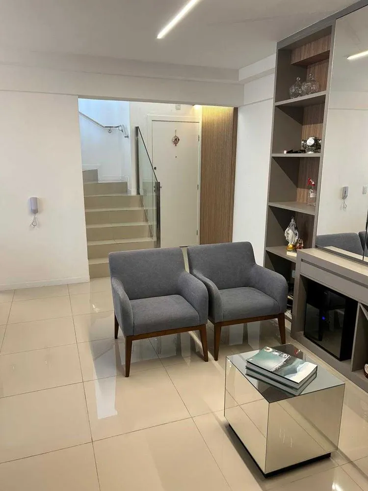 Cobertura, 3 quartos, 170 m² - Foto 2