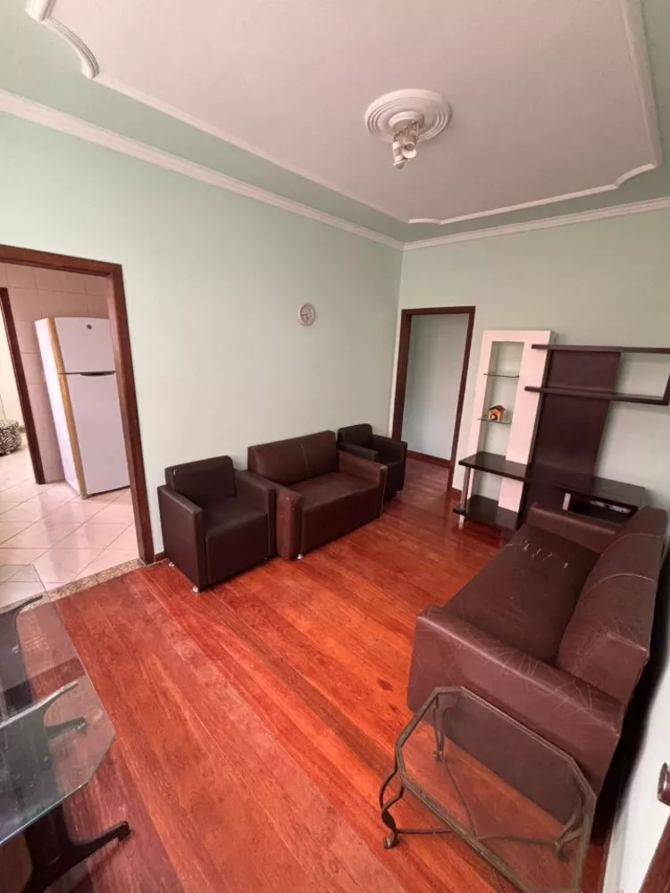 Apartamento para alugar com 3 quartos, 138m² - Foto 2