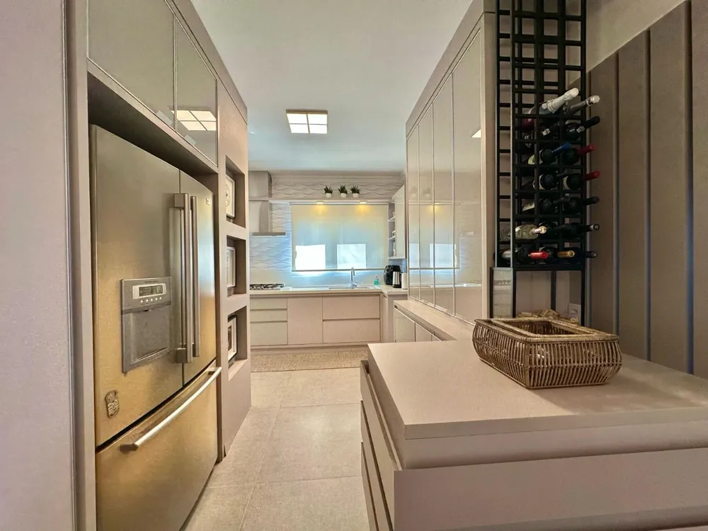 Apartamento, 4 quartos, 260 m² - Foto 11