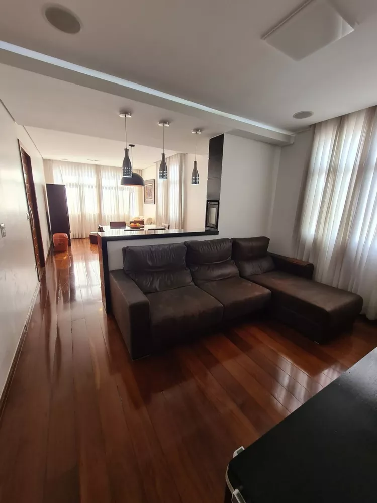 Apartamento à venda com 3 quartos, 116m² - Foto 2