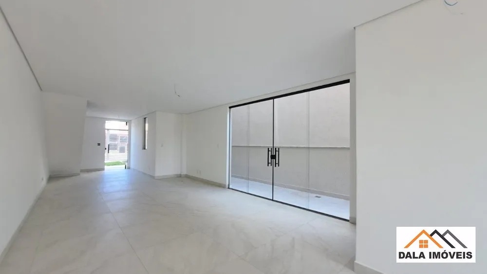Casa, 3 quartos, 162 m² - Foto 2
