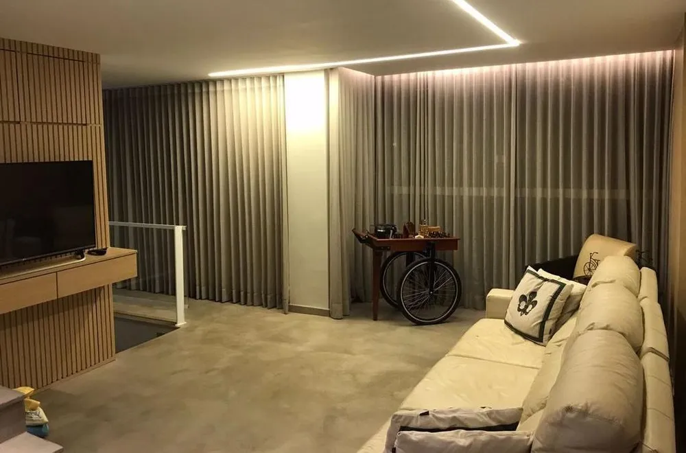 Cobertura, 3 quartos, 218 m² - Foto 2