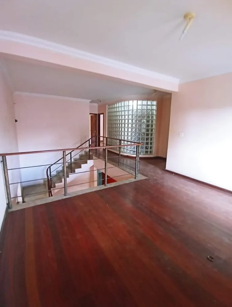 Casa, 3 quartos, 298 m² - Foto 4
