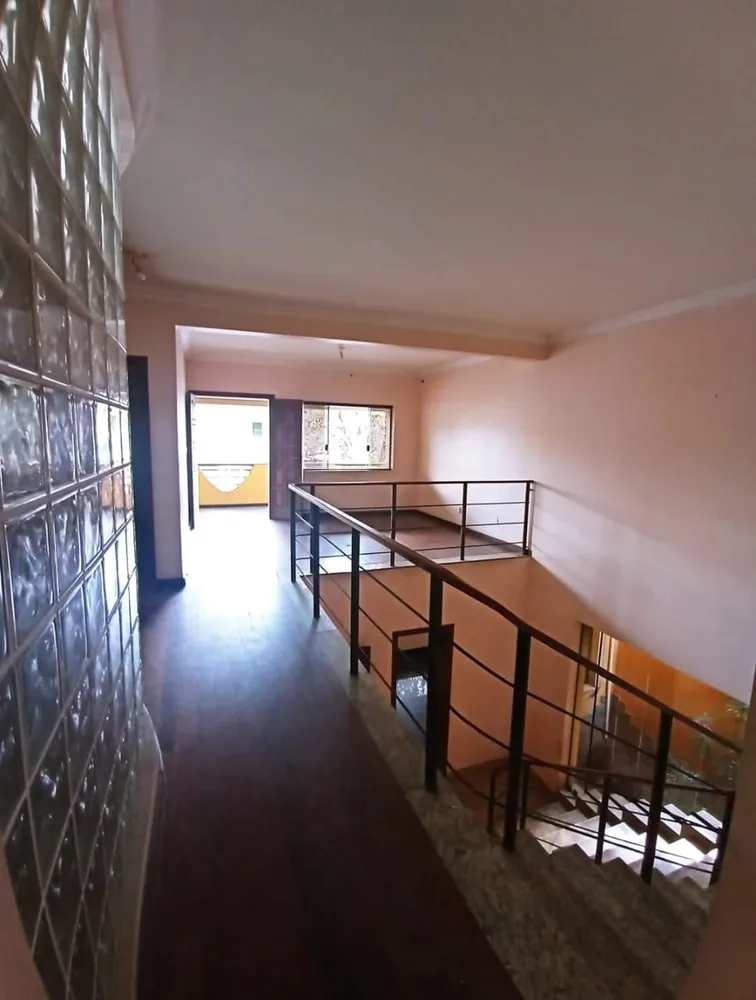Casa, 3 quartos, 298 m² - Foto 3