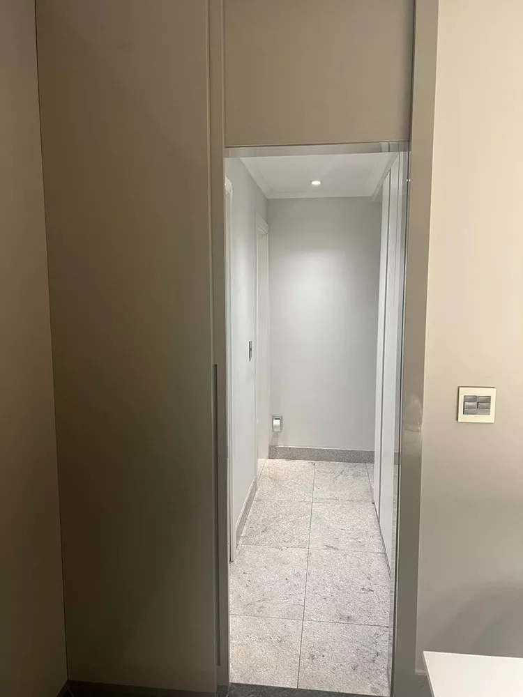 Apartamento à venda com 3 quartos, 248m² - Foto 10