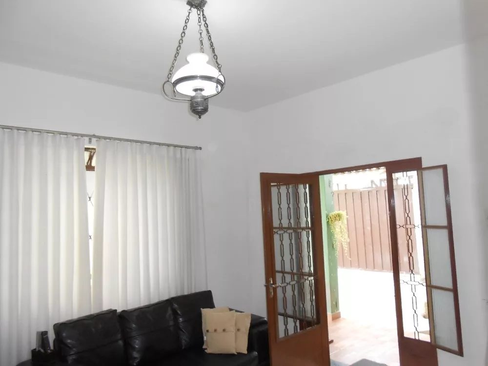 Casa à venda com 3 quartos, 250m² - Foto 10