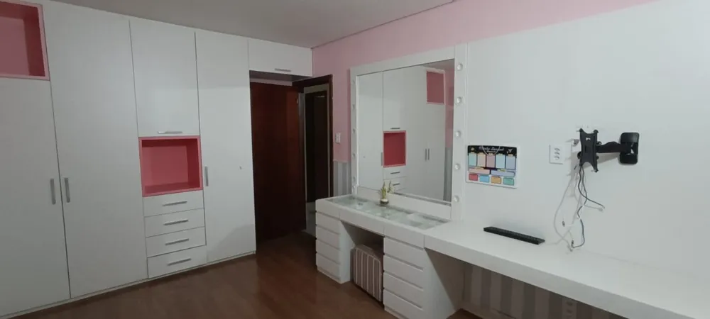 Casa, 3 quartos, 300 m² - Foto 14