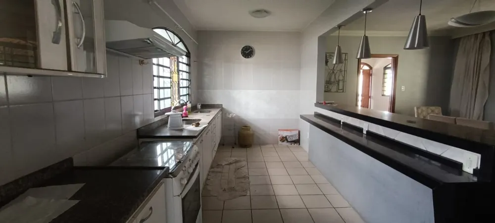 Casa, 3 quartos, 300 m² - Foto 18
