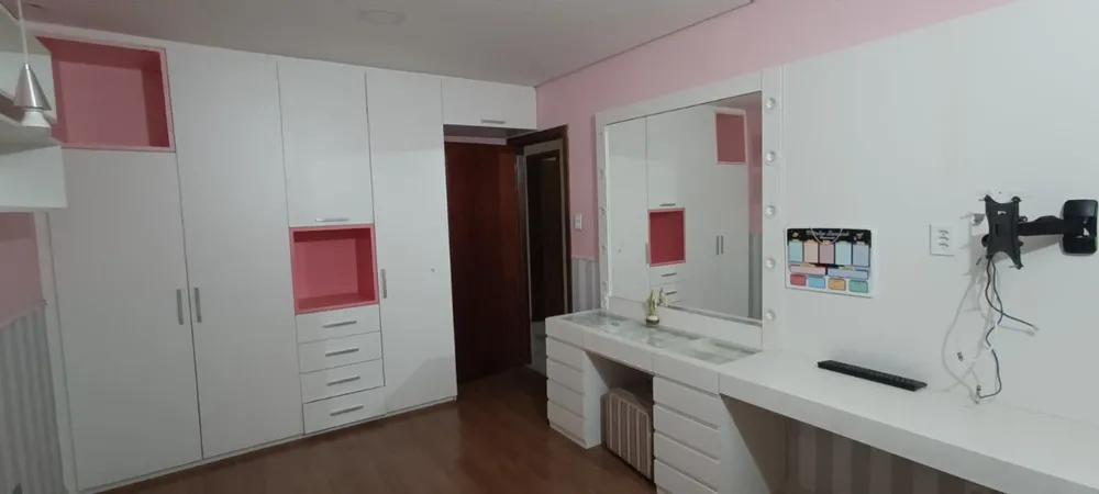 Casa, 3 quartos, 300 m² - Foto 13