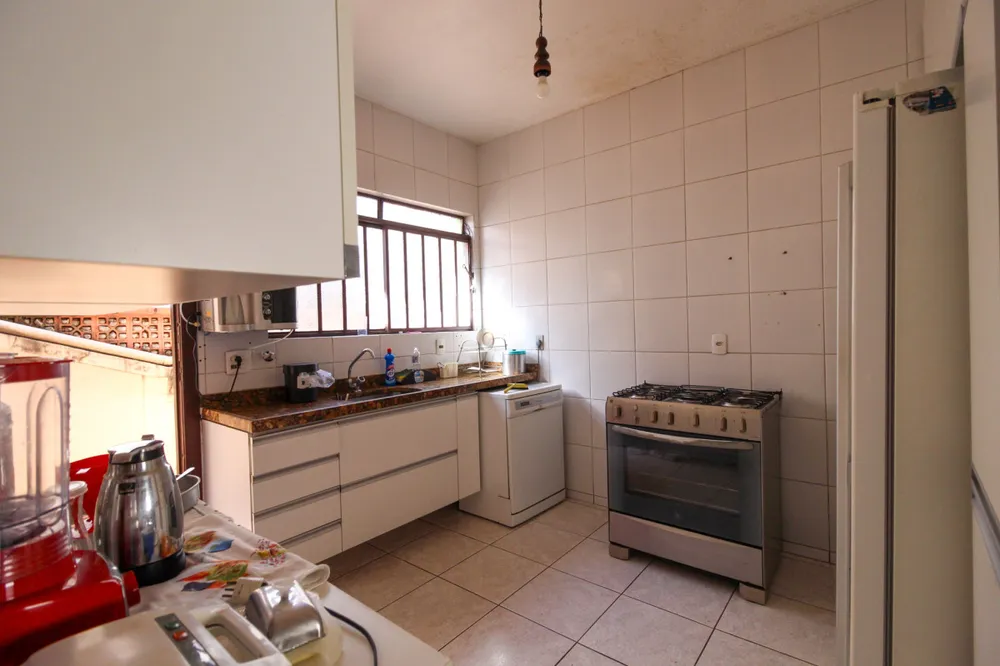 Casa, 4 quartos, 270 m² - Foto 15