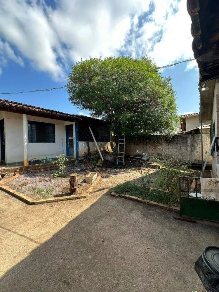 Casa à venda com 3 quartos, 210m² - Foto 12