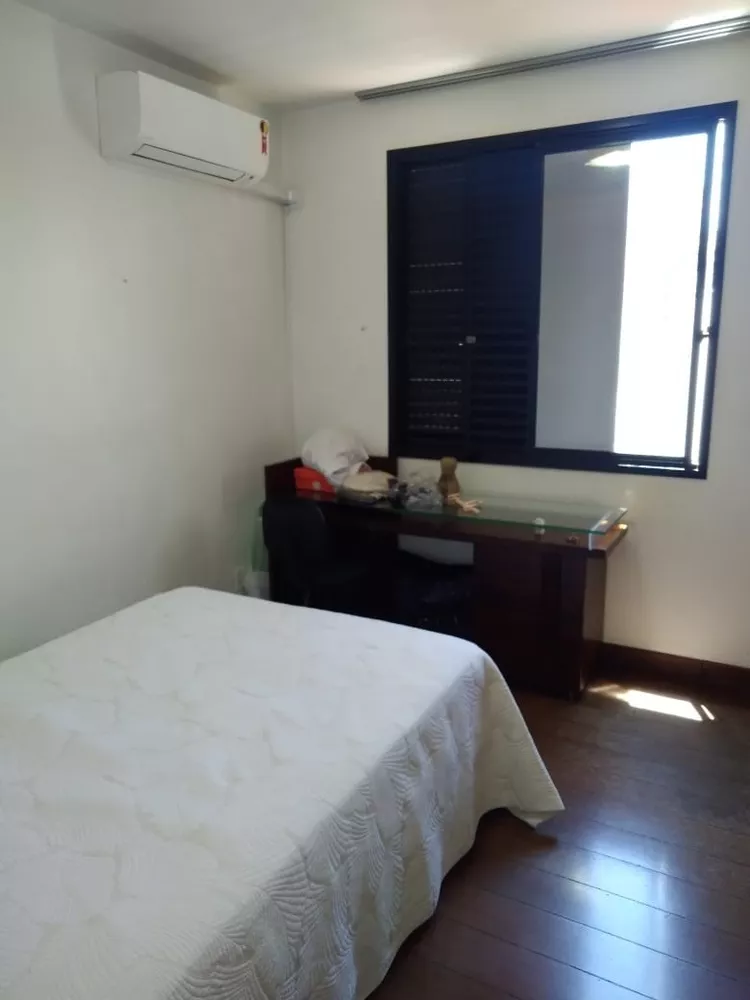 Apartamento à venda com 4 quartos, 130m² - Foto 13