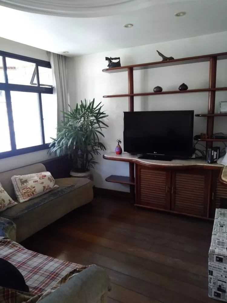 Apartamento à venda com 4 quartos, 130m² - Foto 2