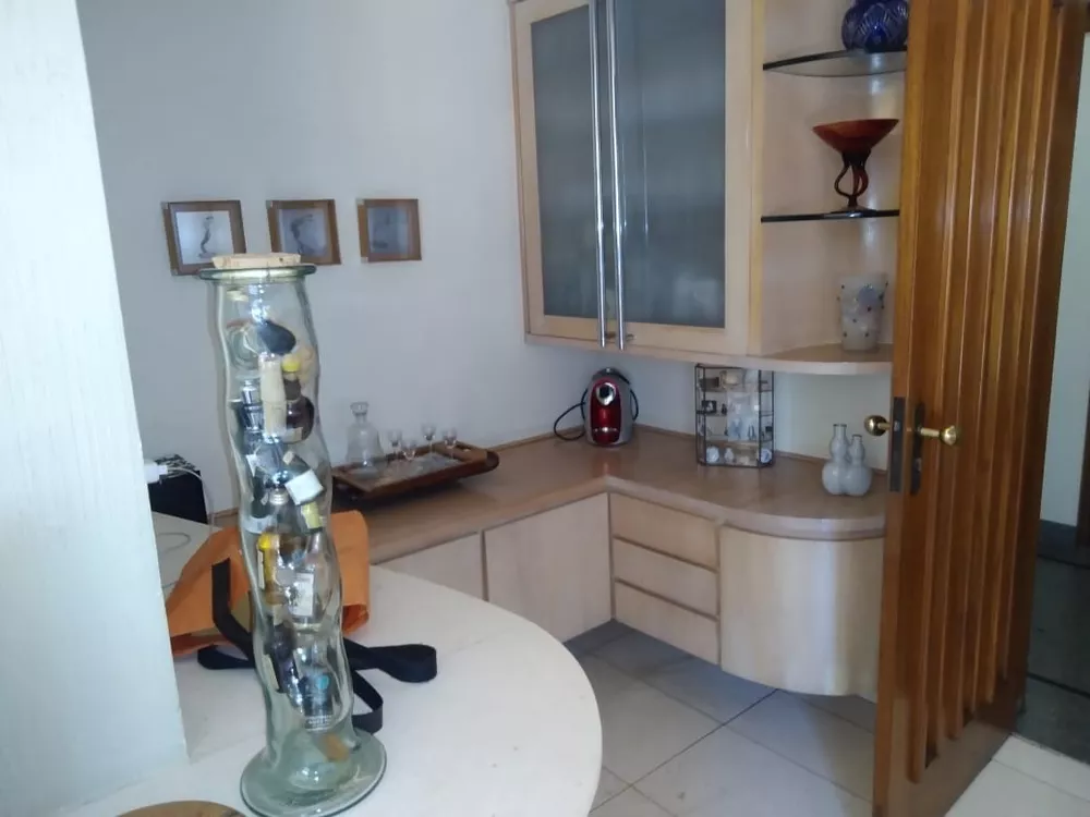 Apartamento à venda com 4 quartos, 130m² - Foto 7