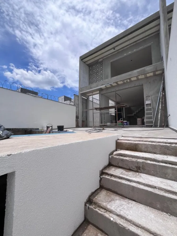 Casa, 3 quartos, 180 m² - Foto 1