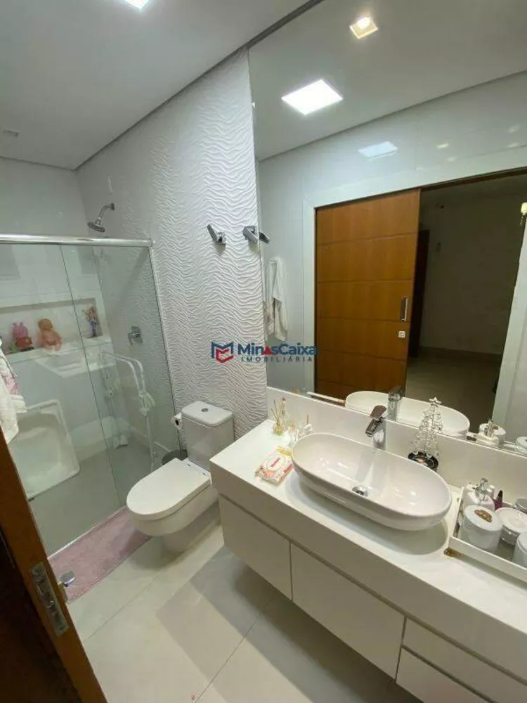 Apartamento à venda com 4 quartos, 260m² - Foto 13