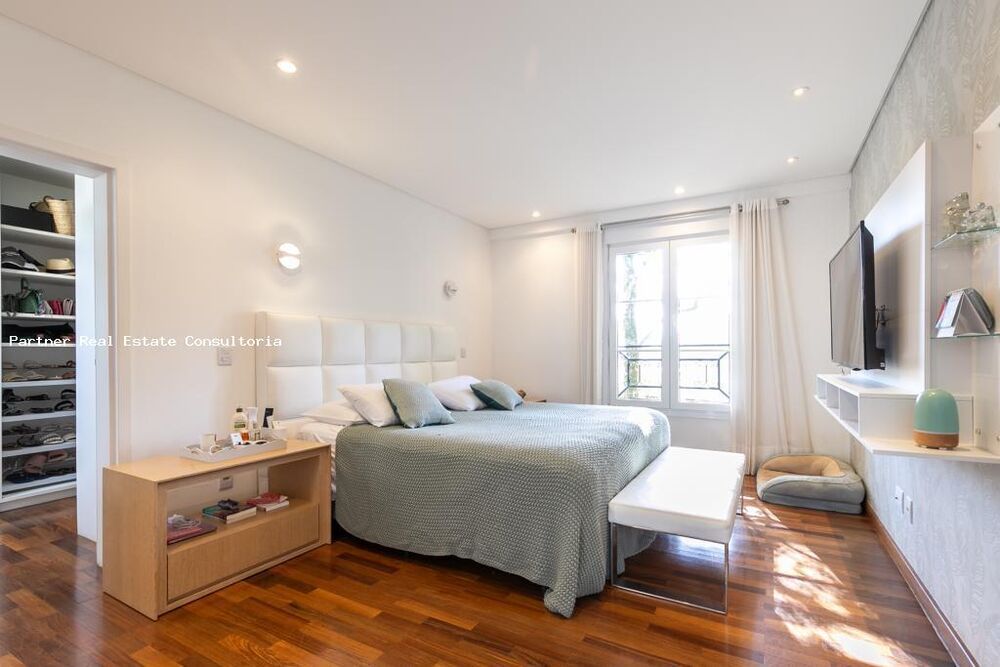 Casa de Condomínio à venda com 4 quartos, 533m² - Foto 3
