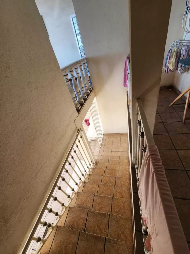 Casa à venda com 3 quartos, 250m² - Foto 6