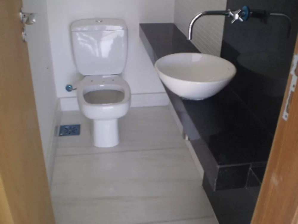 Apartamento à venda com 4 quartos, 172m² - Foto 3