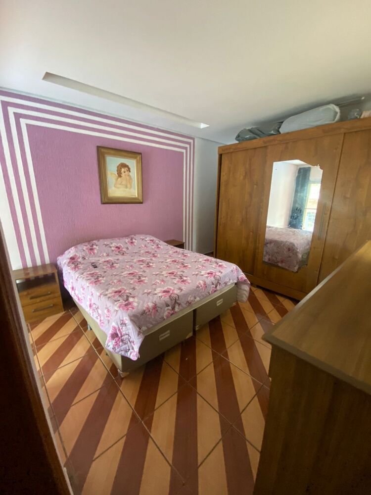 Casa à venda com 4 quartos, 200m² - Foto 5