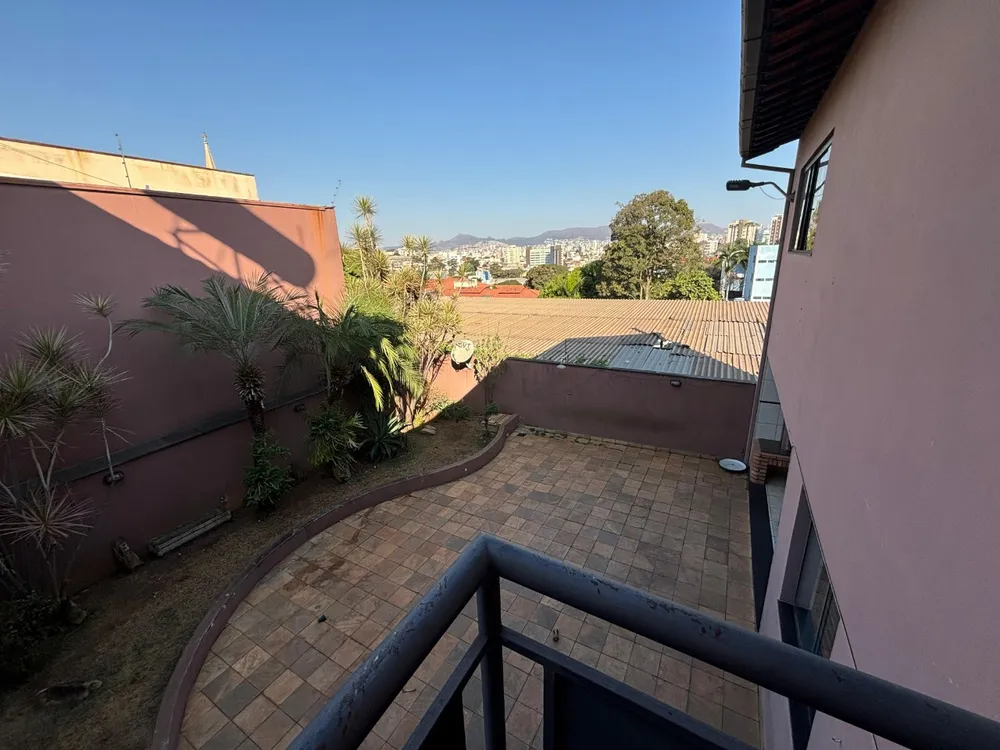 Casa, 5 quartos, 464 m² - Foto 1