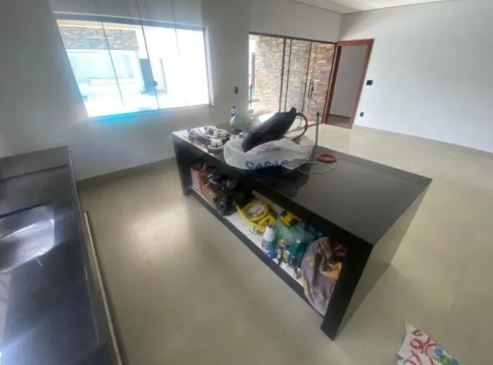 Casa, 3 quartos, 265 m² - Foto 2