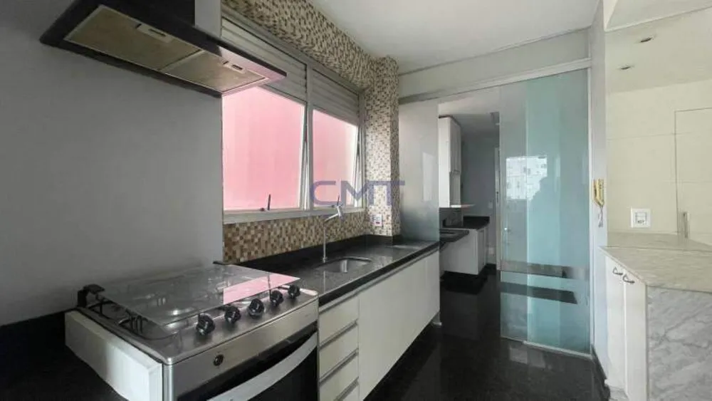 Cobertura, 3 quartos, 213 m² - Foto 2