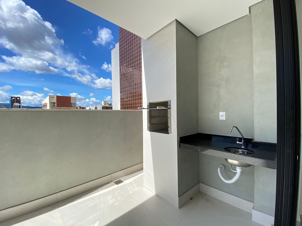 Apartamento à venda com 3 quartos, 112m² - Foto 4