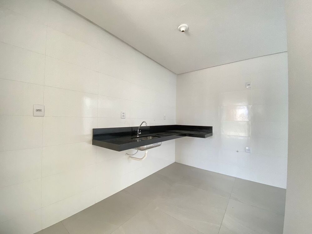 Apartamento à venda com 3 quartos, 112m² - Foto 2