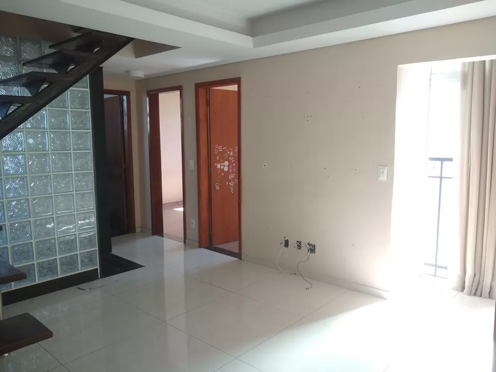 Cobertura à venda com 3 quartos, 110m² - Foto 2