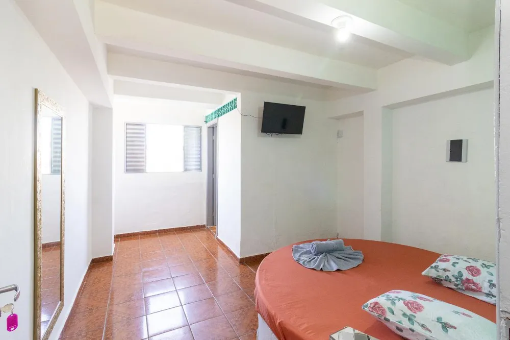 Casa, 1 quarto, 307 m² - Foto 6