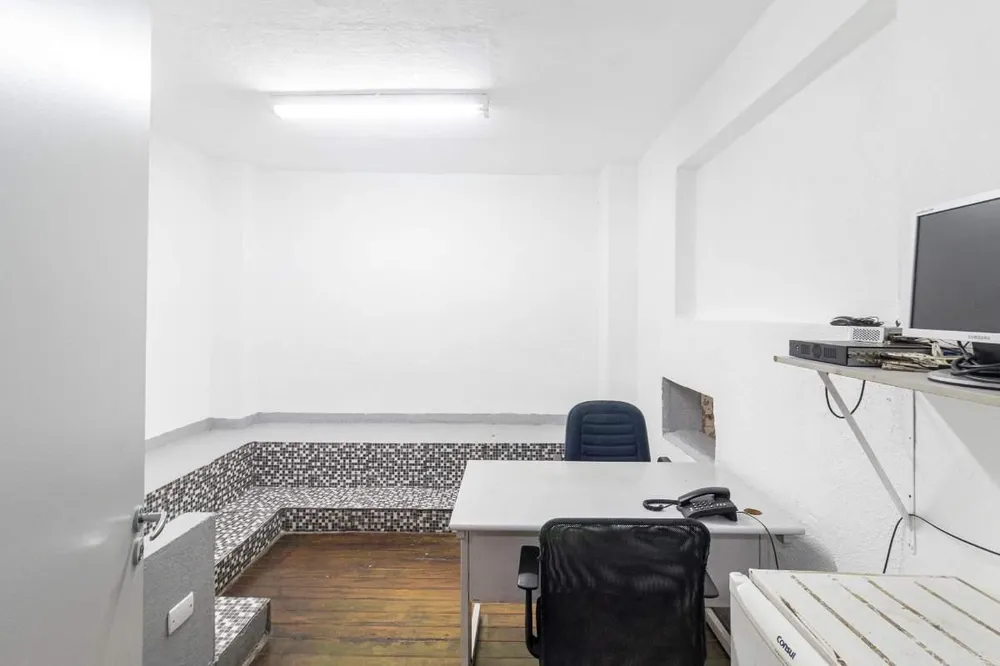 Casa, 1 quarto, 307 m² - Foto 4