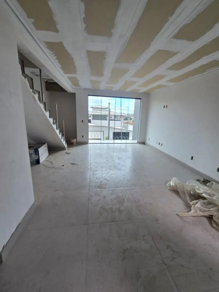 Casa, 3 quartos, 120 m² - Foto 2