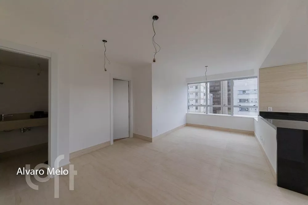 Apartamento à venda com 3 quartos, 86m² - Foto 1