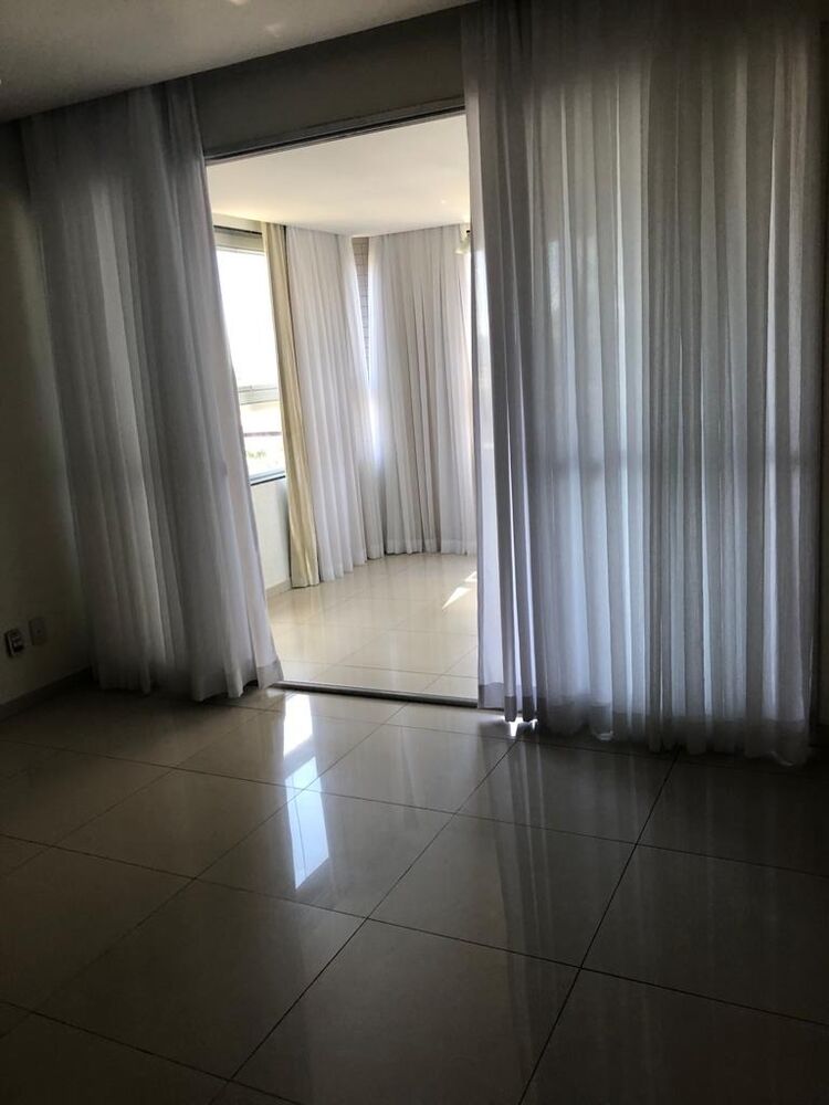 Apartamento à venda com 4 quartos, 130m² - Foto 2