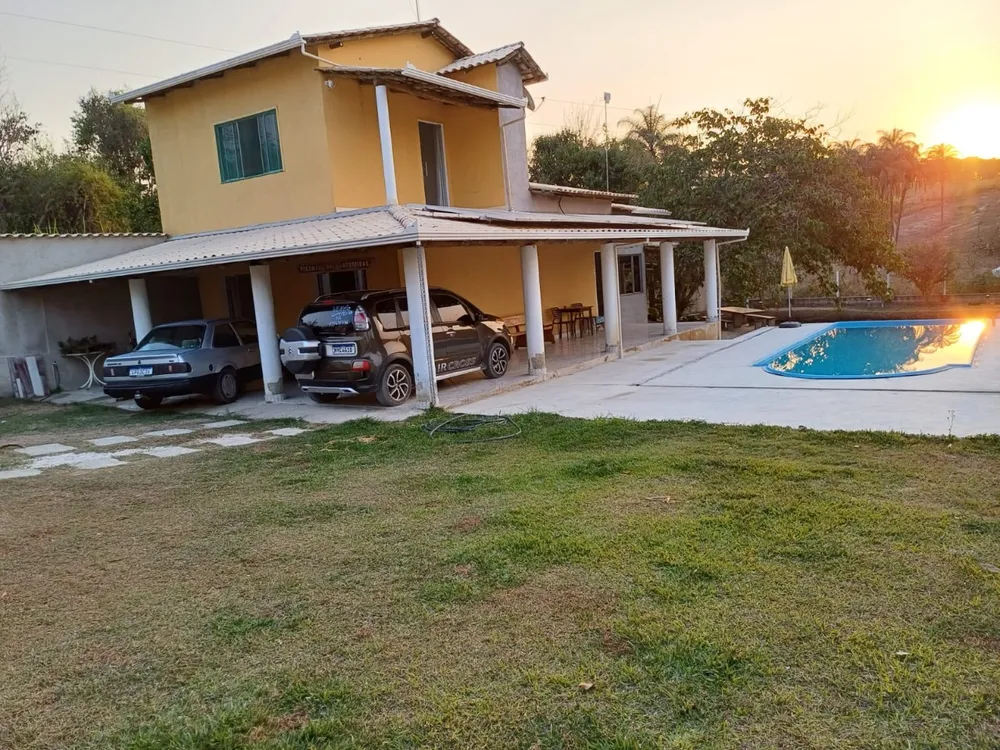 Chácara, 4 quartos, 1000 m² - Foto 1