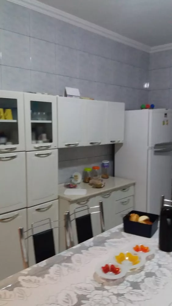 Casa à venda com 3 quartos, 360m² - Foto 16